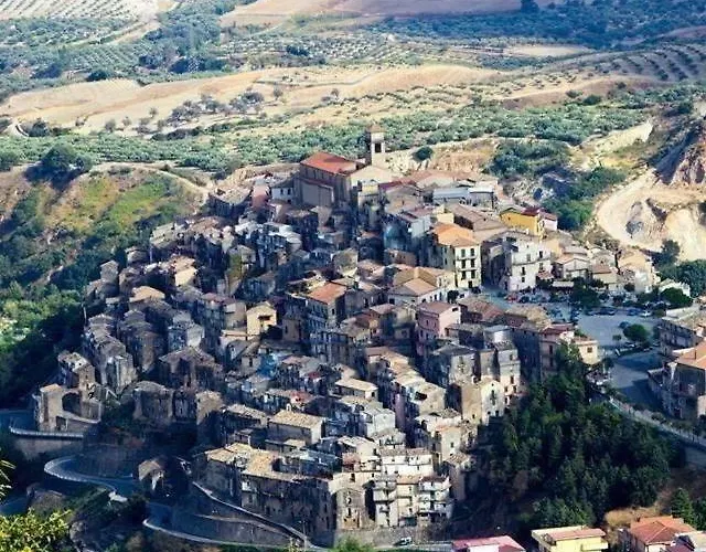 Il Borgo&il Feudo Badolato